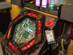 Mobile Escape Cube Infected Maschine